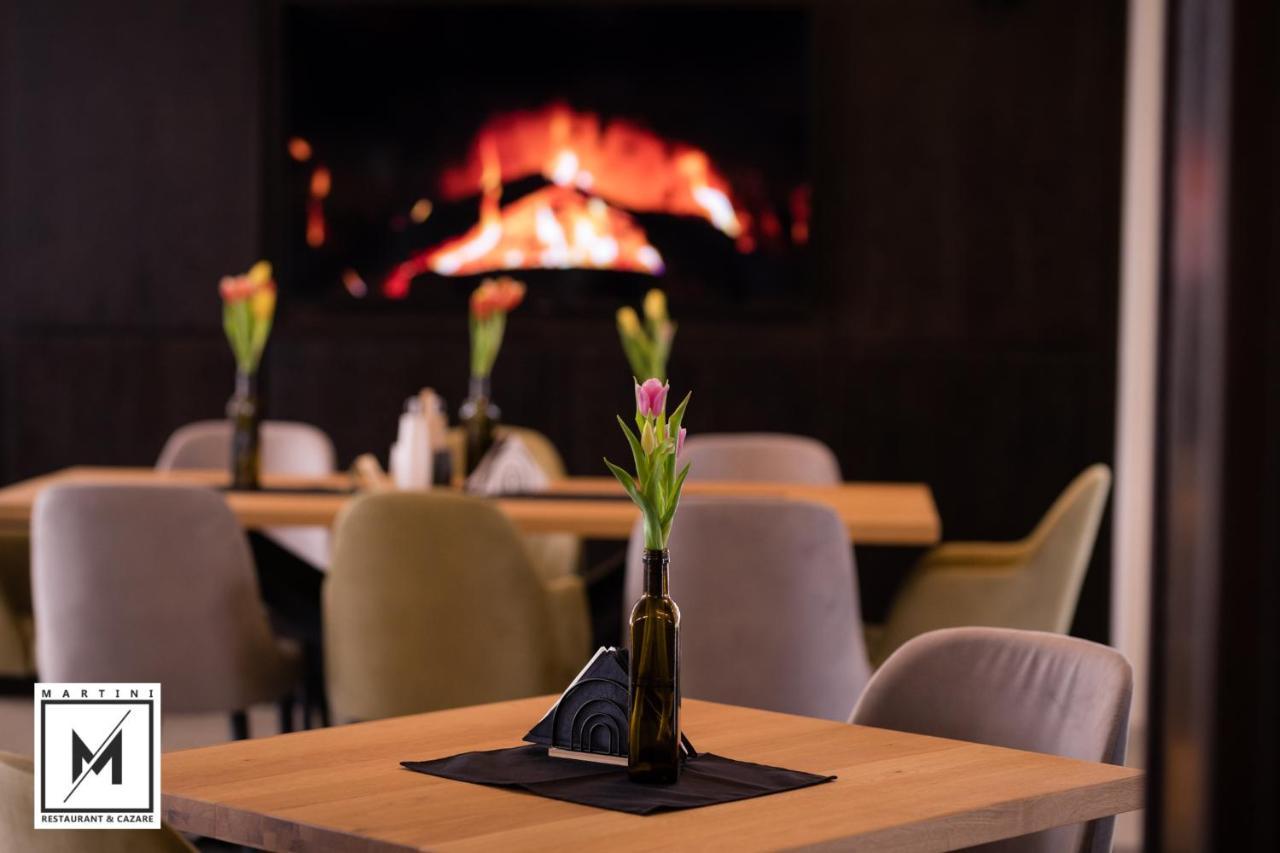 Martini Restaurant & Cazare Sebesel Экстерьер фото
