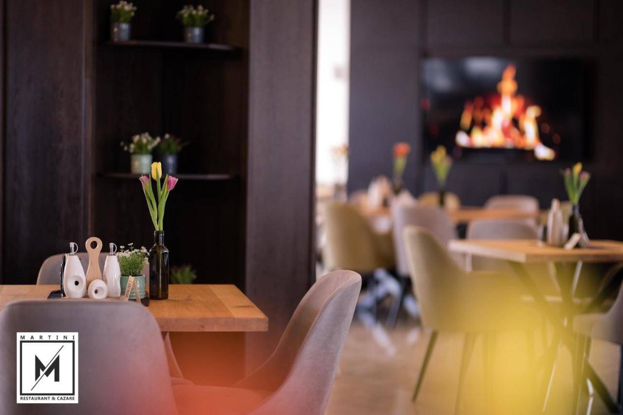 Martini Restaurant & Cazare Sebesel Экстерьер фото